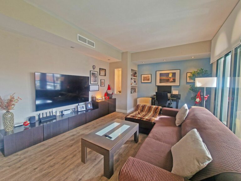 78db980611c782eb93dd2c0720c75033 - 12