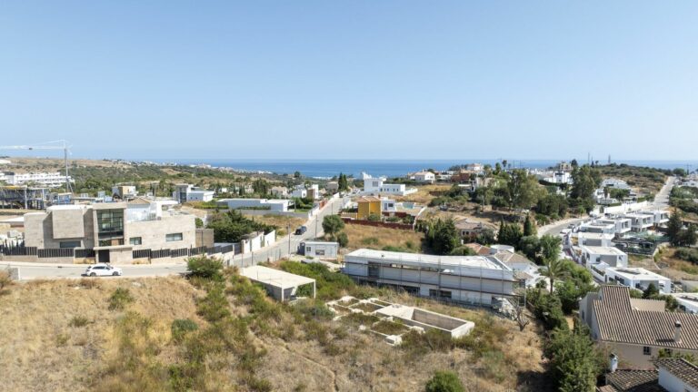 794457db9c3adb6846c88e8d0372e81d - 14