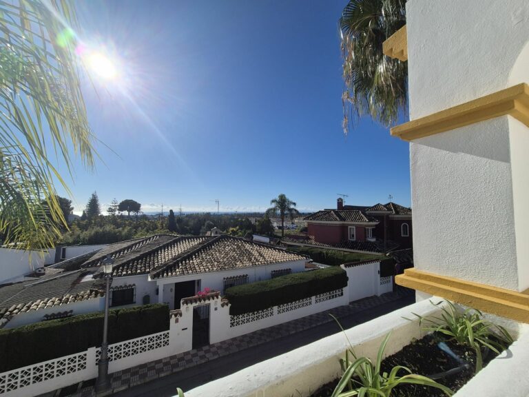 794cfa1a4a5aeb6d86f0e52aaf13be30 - 4