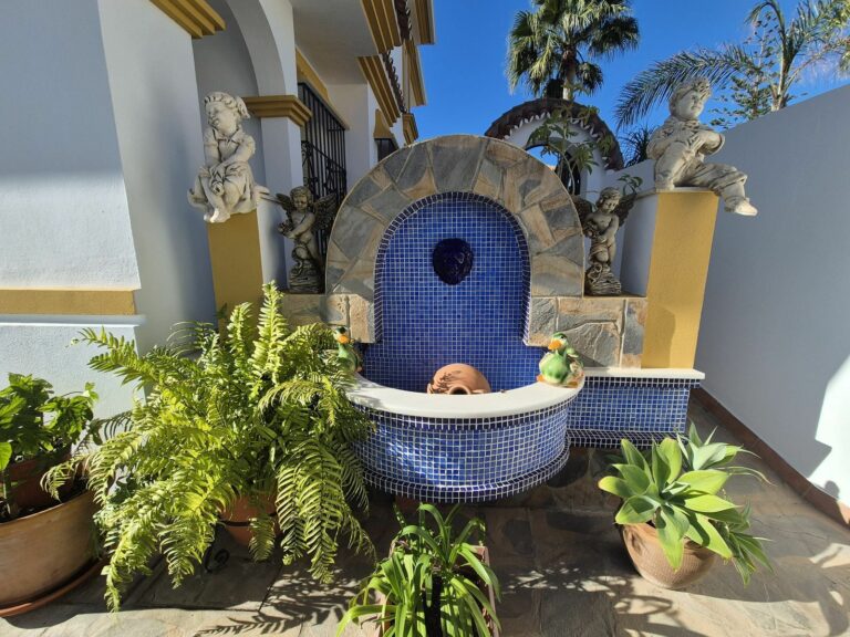 794cfa1a4a5aeb6d86f0e52aaf13be30 - 5