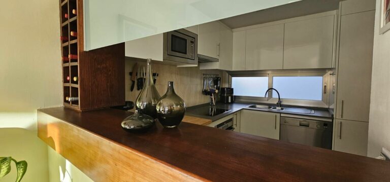 79be5a857eef221f6ce74f16e3d70942 - 11