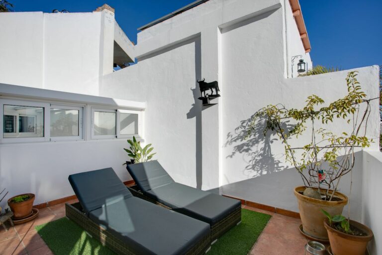 7a2f44db7e9584132ebc390651eaab21 - 14