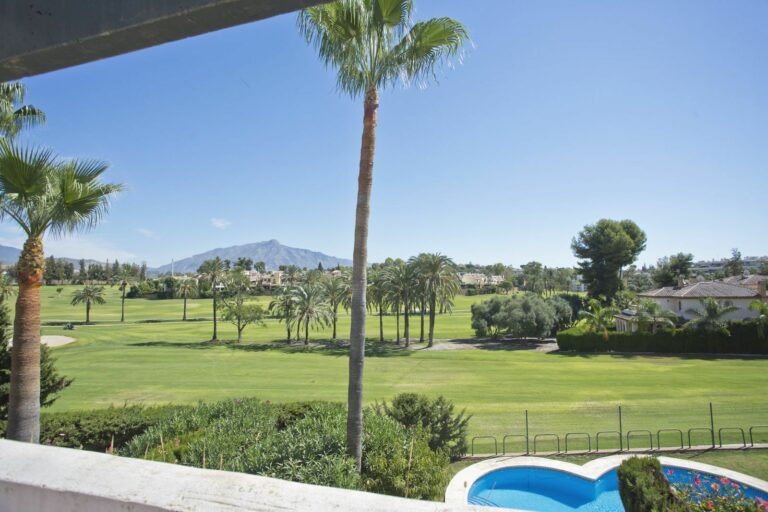 7c25a0fa361e8479edd789bebebacb30 - 13