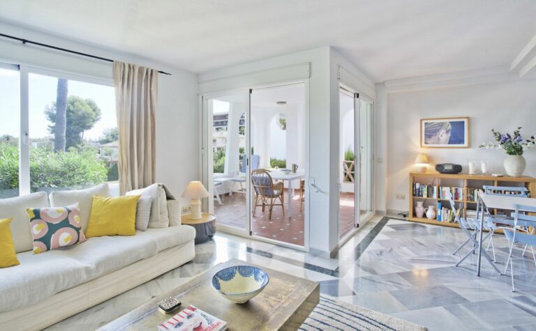 7c25a0fa361e8479edd789bebebacb30 - 5