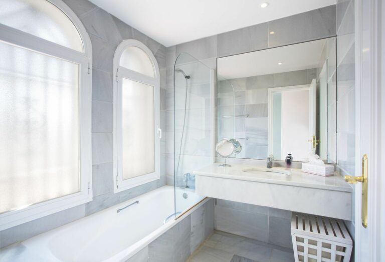 7c25a0fa361e8479edd789bebebacb30 - 9