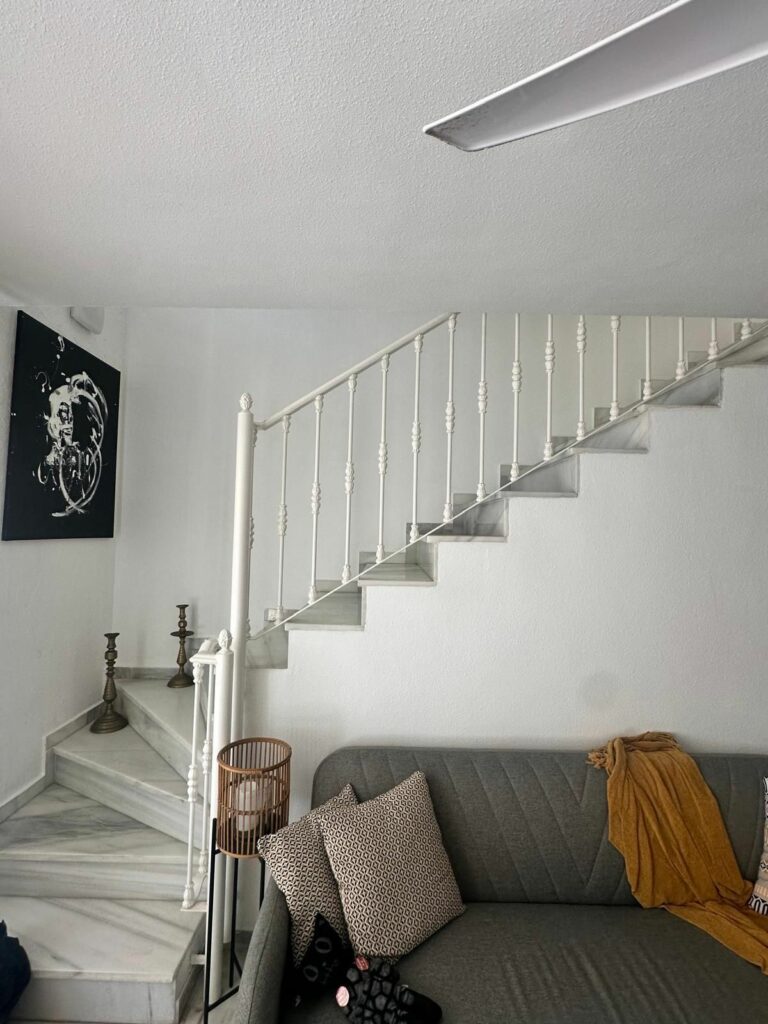 7ca403ac4d9d19d580c8c09f5f9428ee - 4