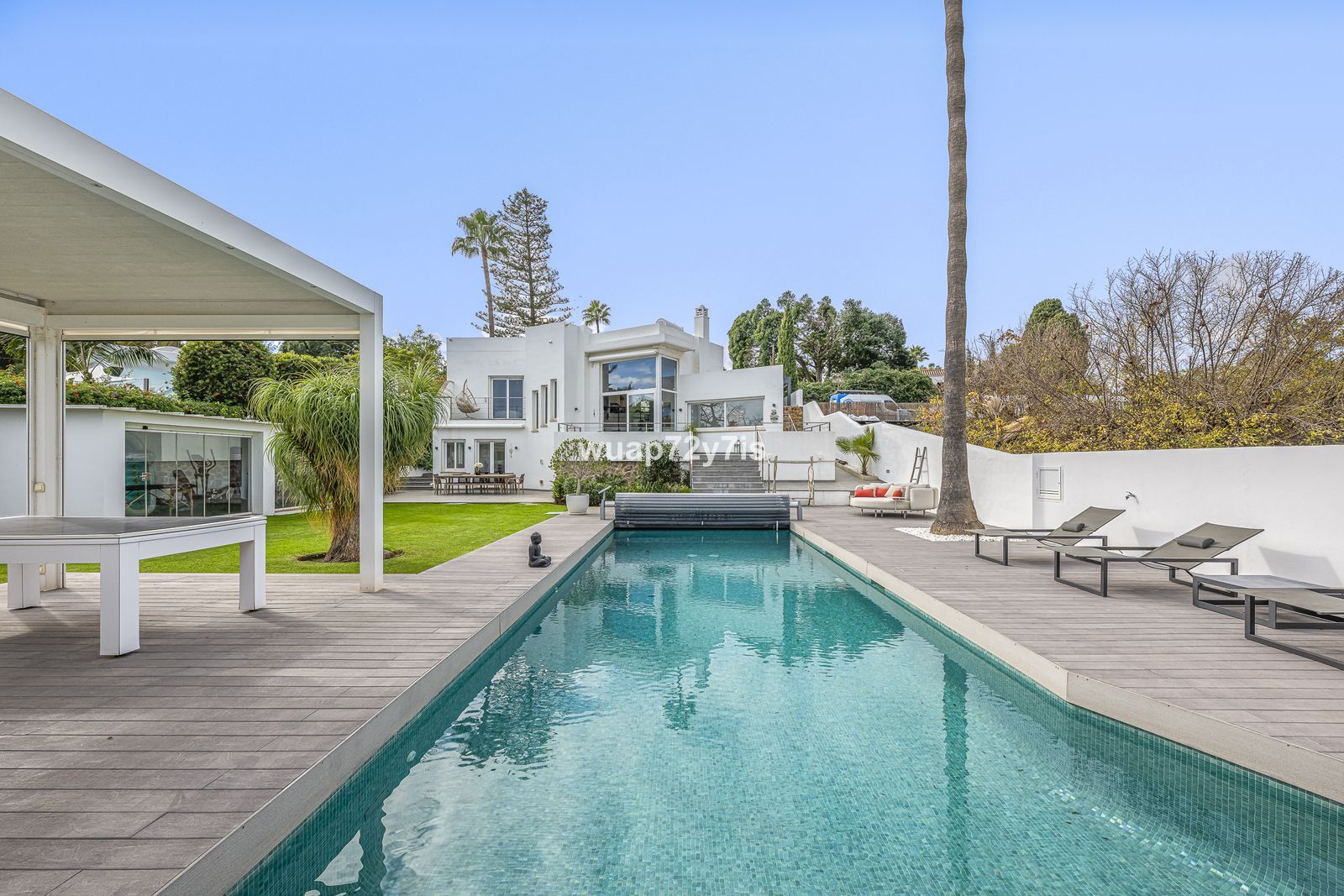 7ff94053a1fa964bdfe2cb54c7064800 - 1