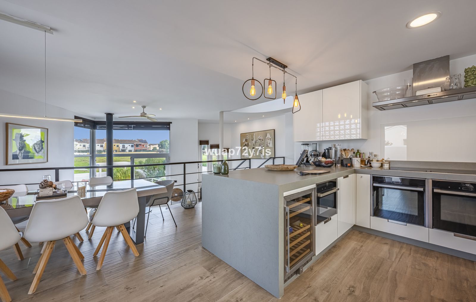 7ff94053a1fa964bdfe2cb54c7064800 - 5