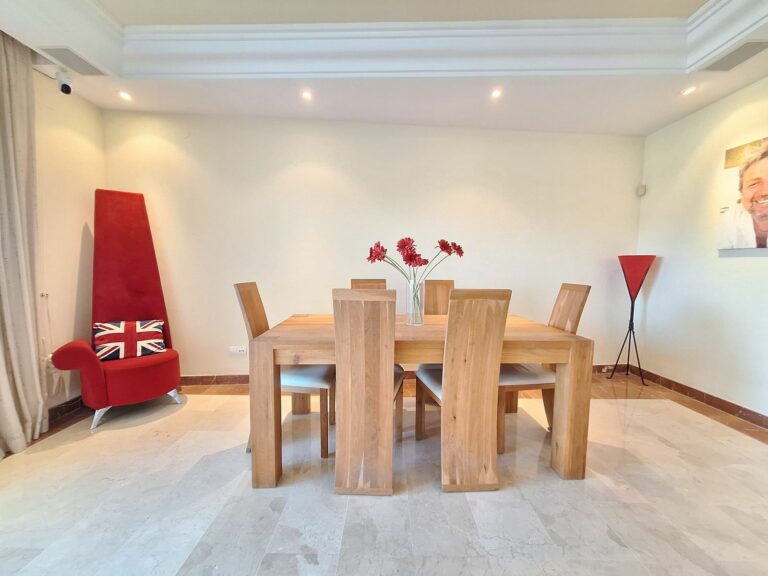 8094bcaca3cc9bedf191b38496390643 - 15