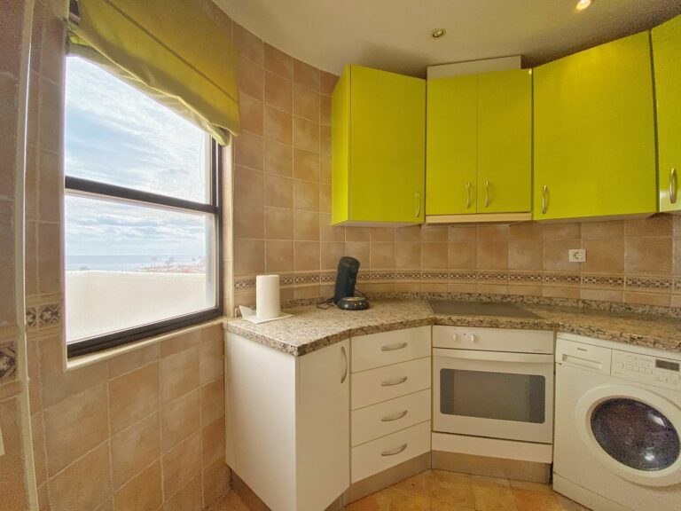 8100bf008f62ed49ab6fc067fed42465 - 12