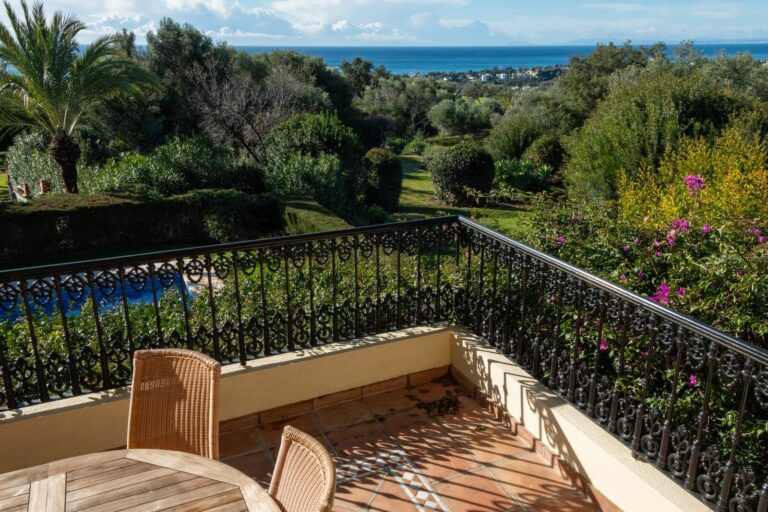 837ea9ddbfd28b18489c243c1ae86efd - 1