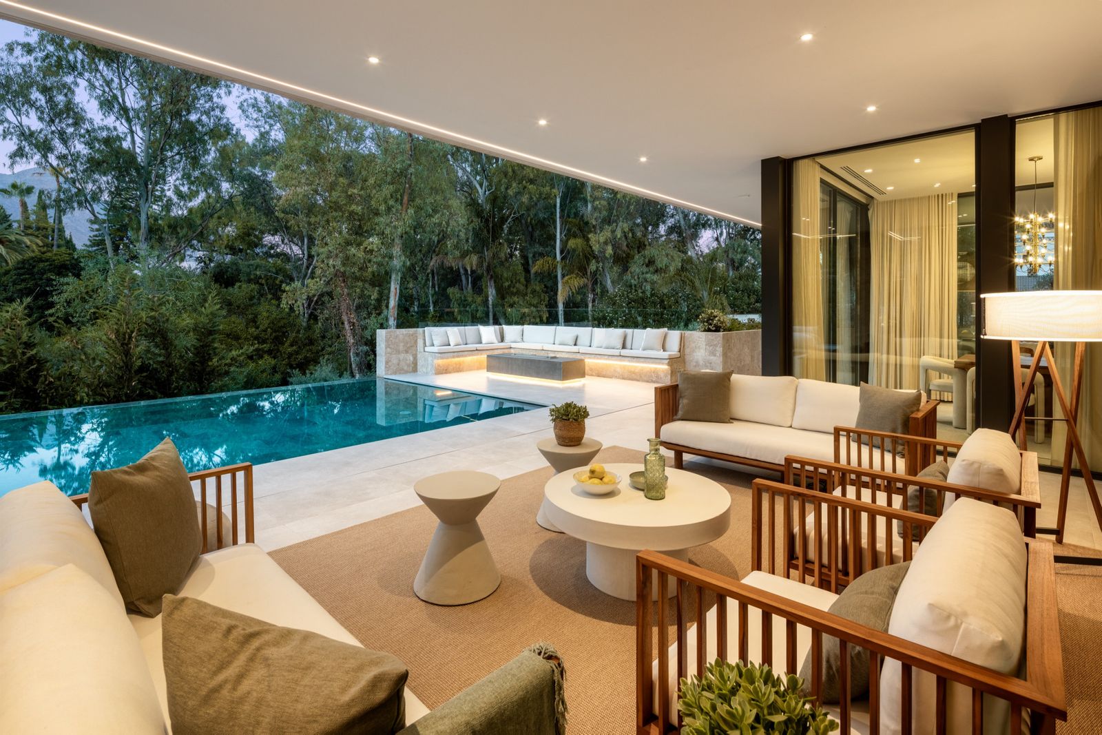 83cb4b8a51b530c53bb2f38a82cc13f4 - 4