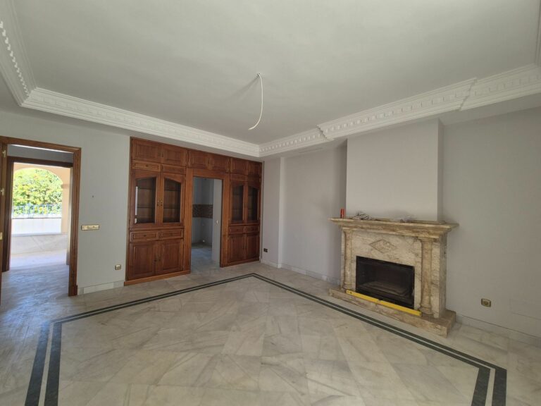 83cf3683ea47c293f1b2daf6640395db - 5