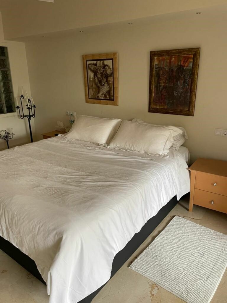 8576424292874d248ea3a8f57a3b9c1f - 10