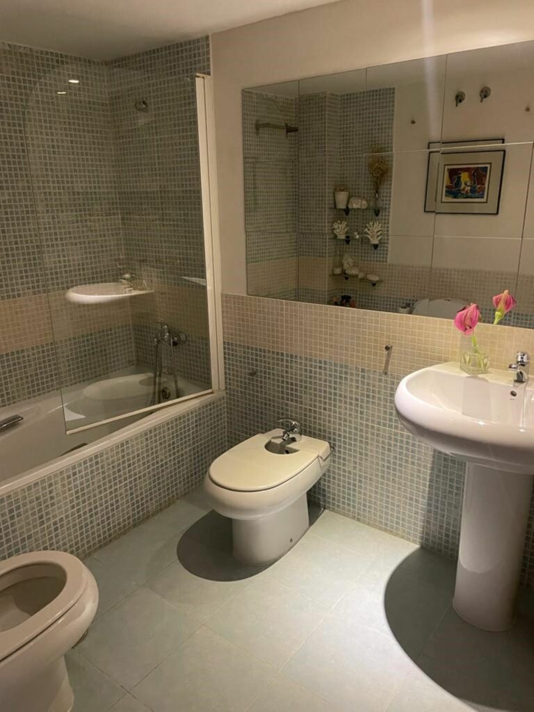 8576424292874d248ea3a8f57a3b9c1f - 12