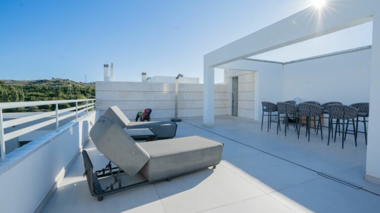 8656fbe4636cdf623eae9f7da9705940 - 11