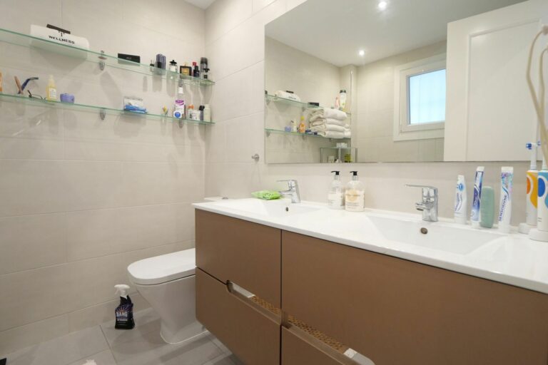 86993d99ae73b0448bddf5aab7dd5541 - 12