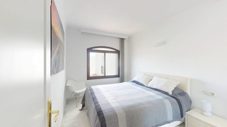 86ac3e98939f83d54ff7496eb71329c3 - 13