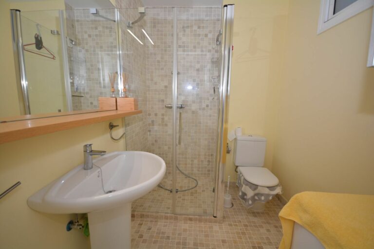 879080d6b2d8bcdf95780678eef2a7d8 - 11