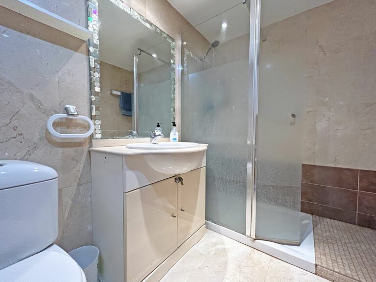 87b3f47a042fca402728994c141687ad - 11