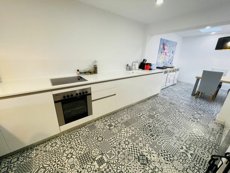 88e7d690a1b47b3925602904da3a83ac - 6