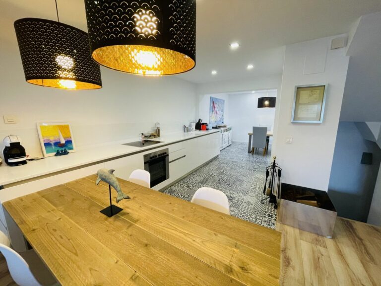 88e7d690a1b47b3925602904da3a83ac - 7