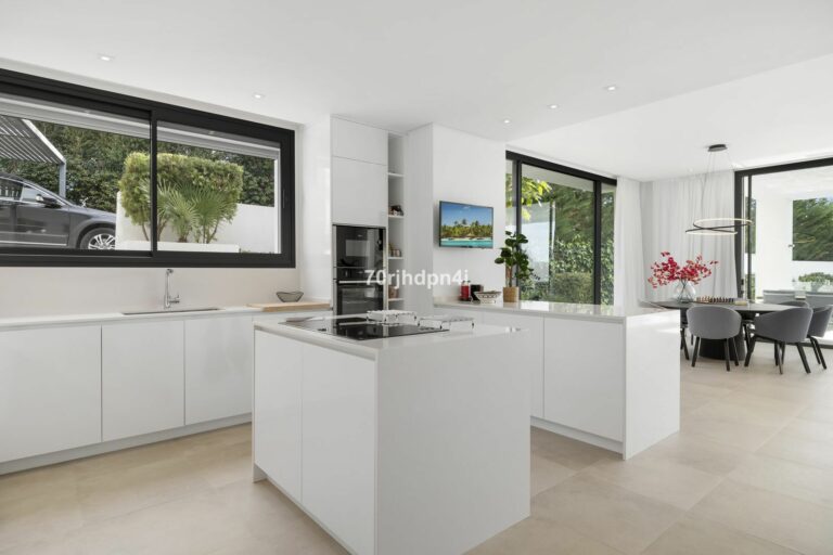 8939c70308eccacf9cb64fbca66a9a87 - 10