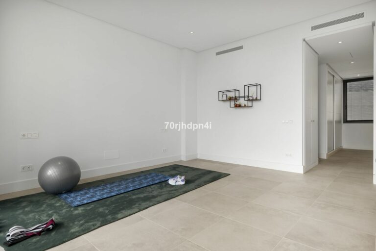 8939c70308eccacf9cb64fbca66a9a87 - 3