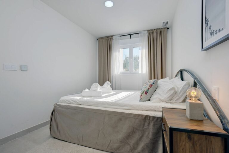 8a74b115ef0cefb11caec575c57a0cd0 - 14