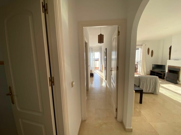 8b4b1fa2a306b998a0d60d7438953c9c - 11