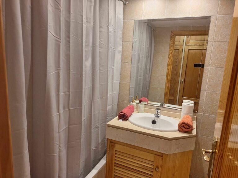 8bdce30761b9af259bb7162d73dafd83 - 7