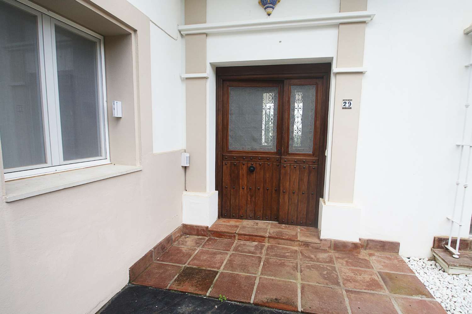 8dbd4c0a3a4c68de965b33cff5736d29 - 15