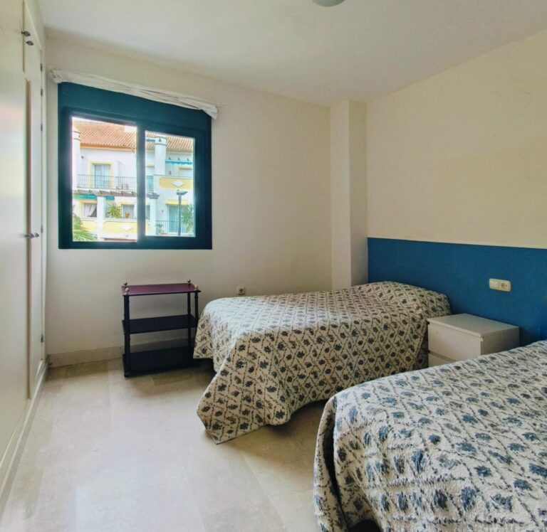 8eb6091e76c37275e91b71ebb4dd67b3 - 12