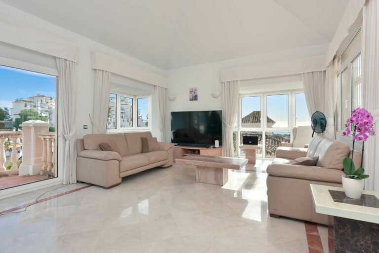 8ebdc6b5e7eb8378b1524153f2703016 - 4