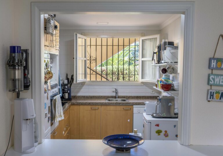 9002aa89936961f430d3f138d4220686 - 13