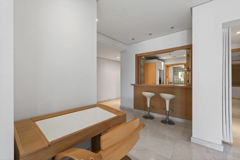 90b17a2cae818f46d20030b06df84845 - 11