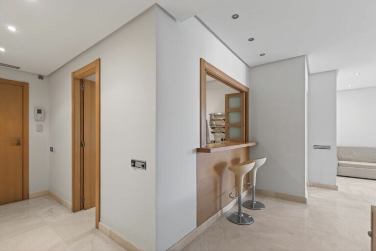 90b17a2cae818f46d20030b06df84845 - 12