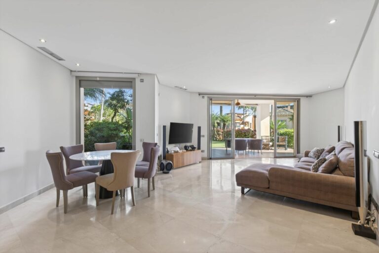 90b17a2cae818f46d20030b06df84845 - 14