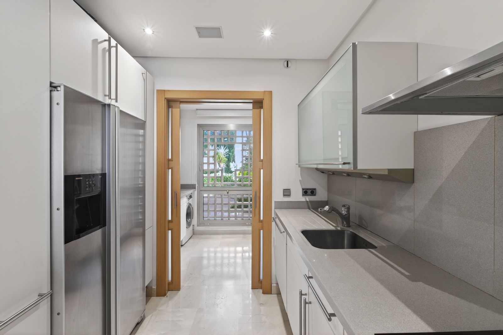 90b17a2cae818f46d20030b06df84845 - 16