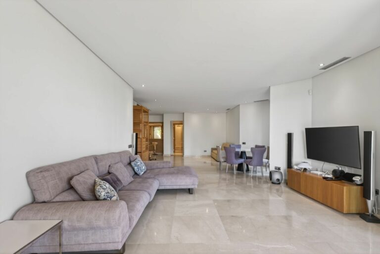 90b17a2cae818f46d20030b06df84845 - 2