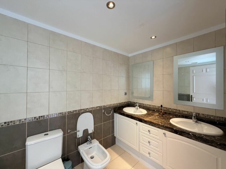 918c0b1600b9f09ecf8c96426947e819 - 15