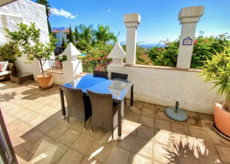 918c0b1600b9f09ecf8c96426947e819 - 16