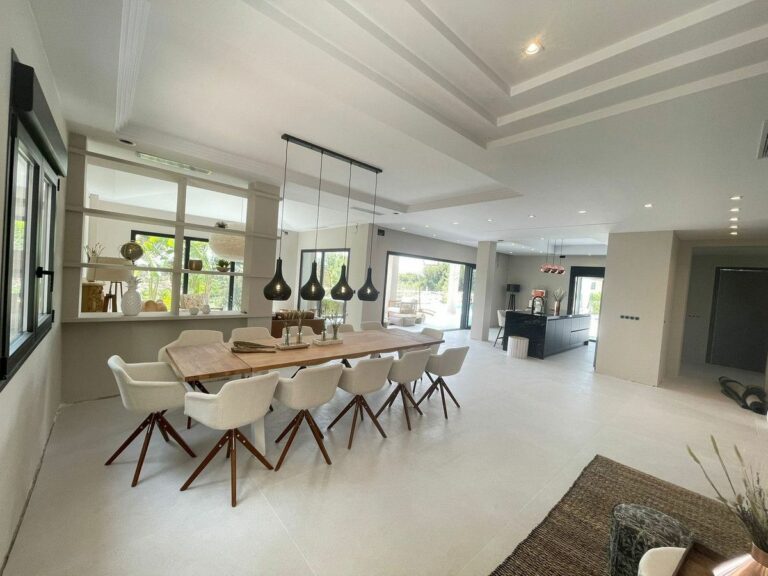 91c1598542180cd5586e66e89a5dfefd - 10