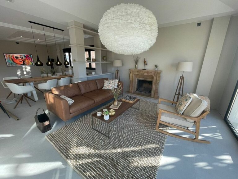 91c1598542180cd5586e66e89a5dfefd - 13