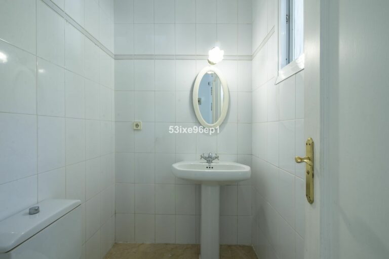 94428db136a8f3765e96c43295b6a5e5 - 13