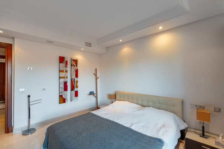 9472ccb8aa0adaa434daddc4d7ba5b3e - 14