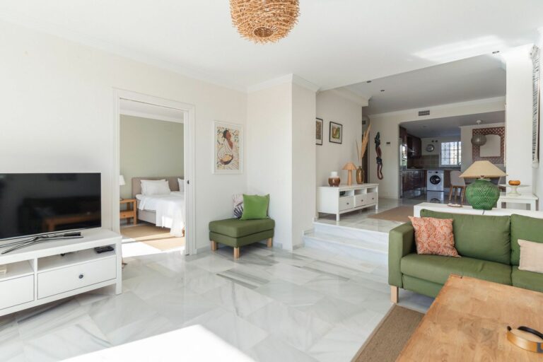 9548750a1b91c3c388756dbad7e4d71b - 4