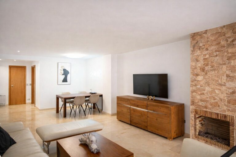 9669cadb48a0ef35adf83ad50882d8a0 - 4