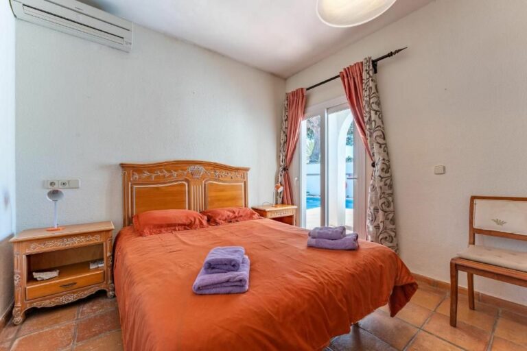 987f27d586bc3c538d82006786062993 - 13