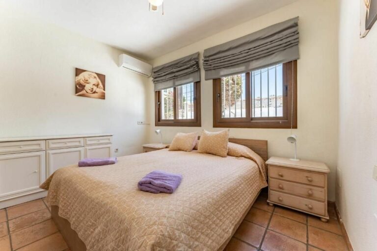 987f27d586bc3c538d82006786062993 - 14